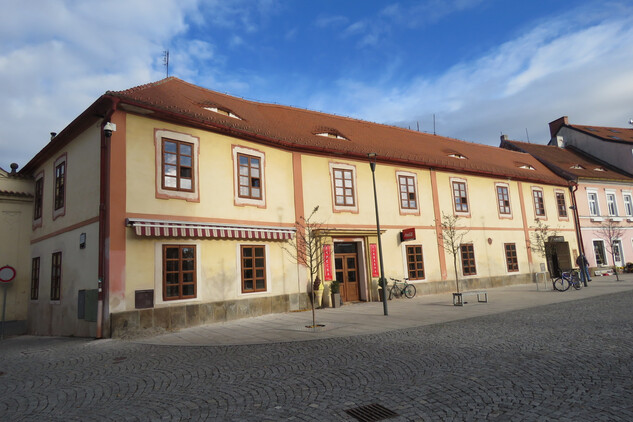 Horažďovice, zámecká budova čp. 12. Foto: Radka Kočí, Městský úřad Horažďovice, 2023.